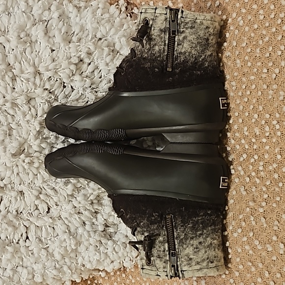 Sperry Duck Boots - Picture 7 of 16